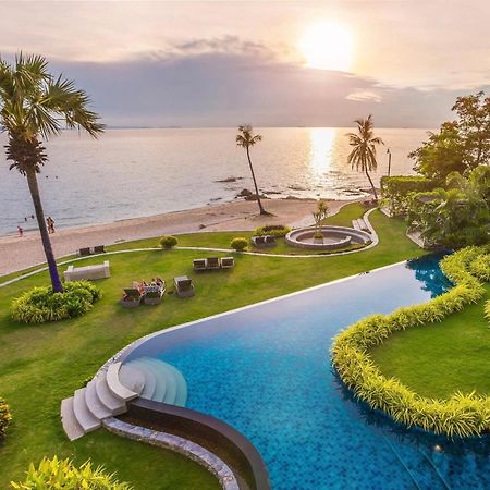 Luxurious Beachfront Pattaya Extérieur photo