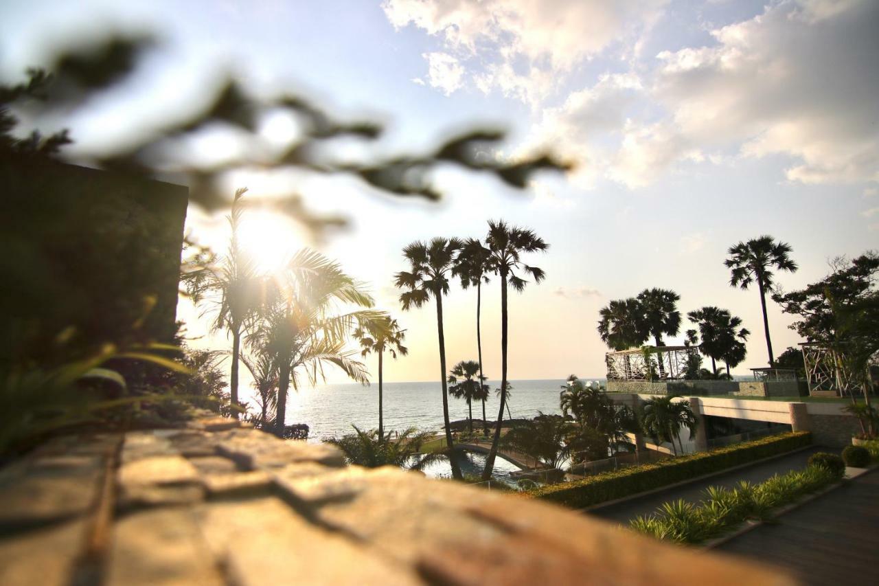 Luxurious Beachfront Pattaya Extérieur photo