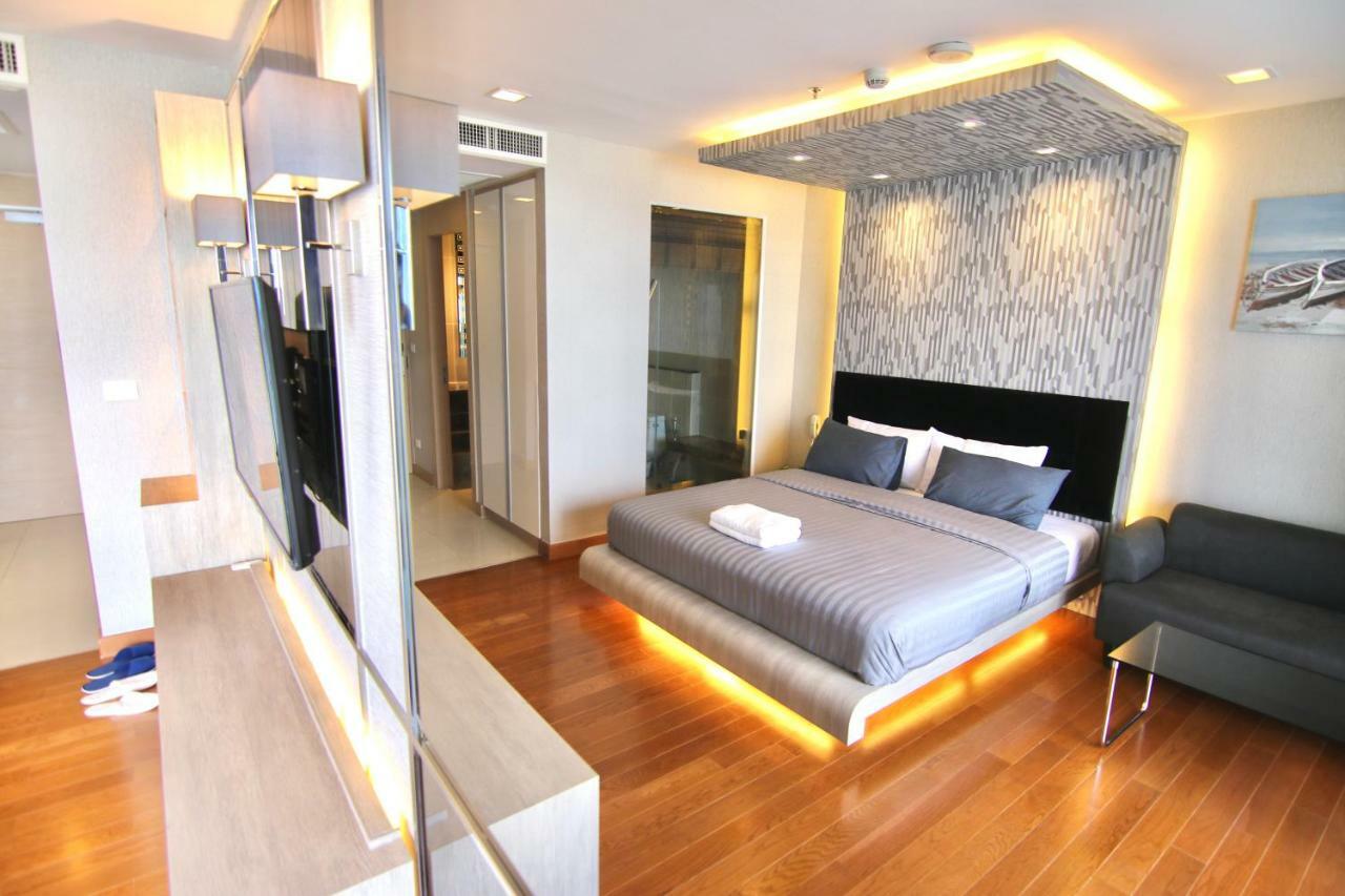 Luxurious Beachfront Pattaya Extérieur photo